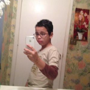 Meet your Posher, Manuel